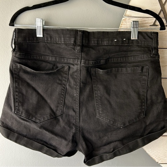 [11] Garage Black Jean Shorts Cut-Off - Picture 4 of 4